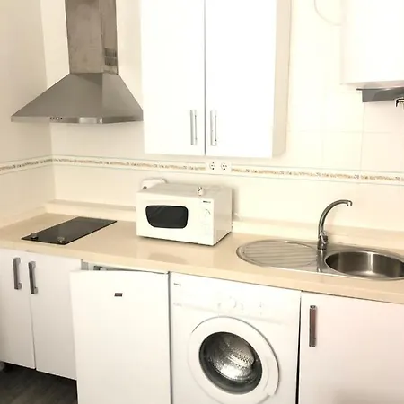 Centro & Playa アパートホテル *