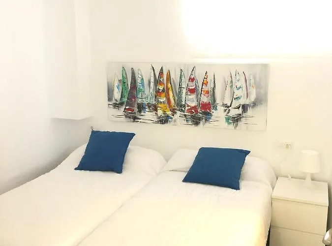 Centro & Playa Aparthotel